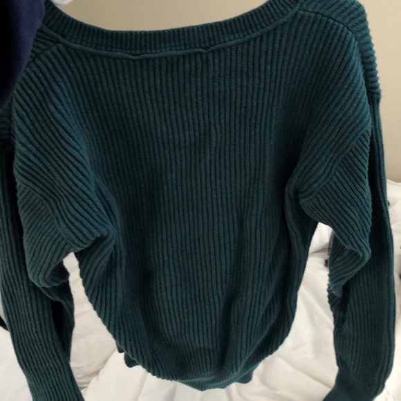 L.A. Hearts Emerald Green Sweater - Picture 5 of 5